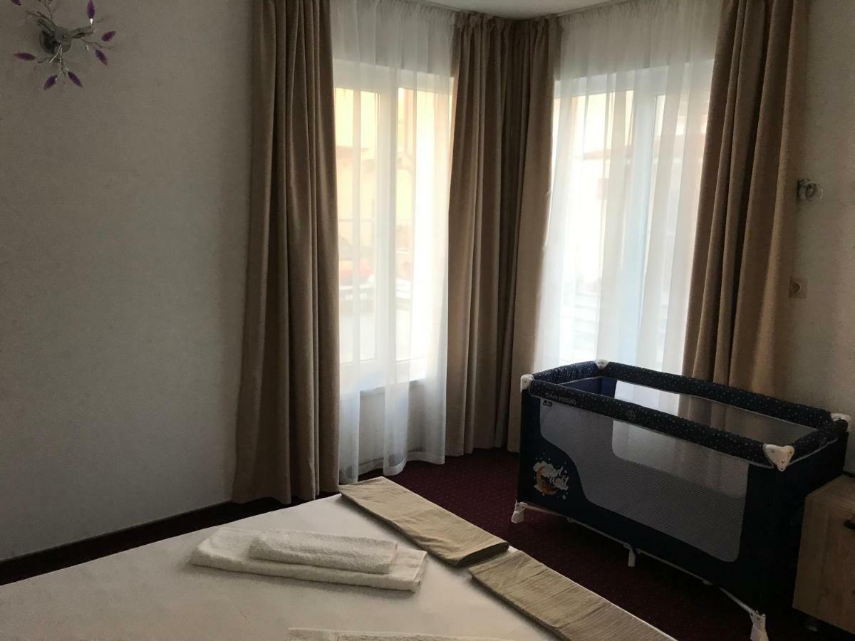 Guest House Theona Obsor Exterior foto