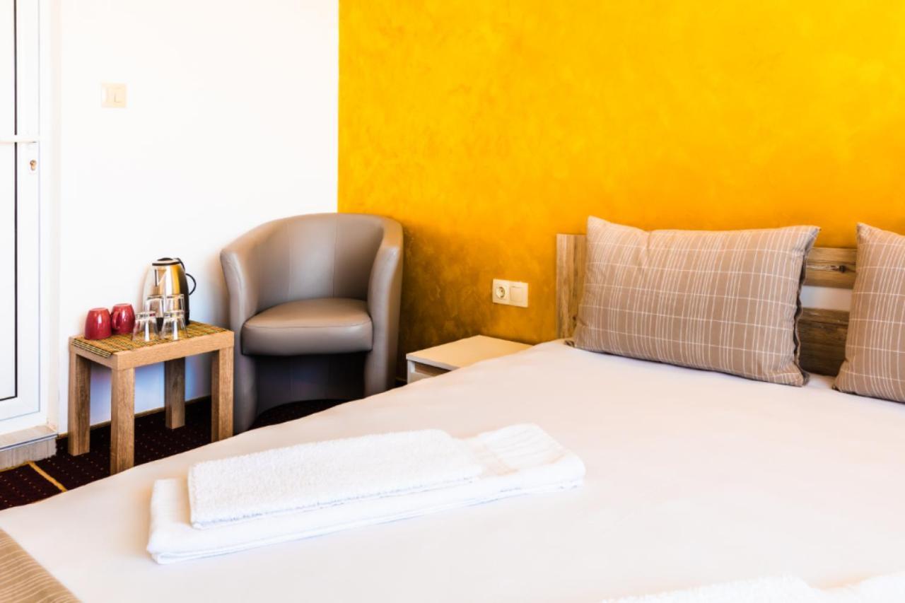 Guest House Theona Obsor Exterior foto
